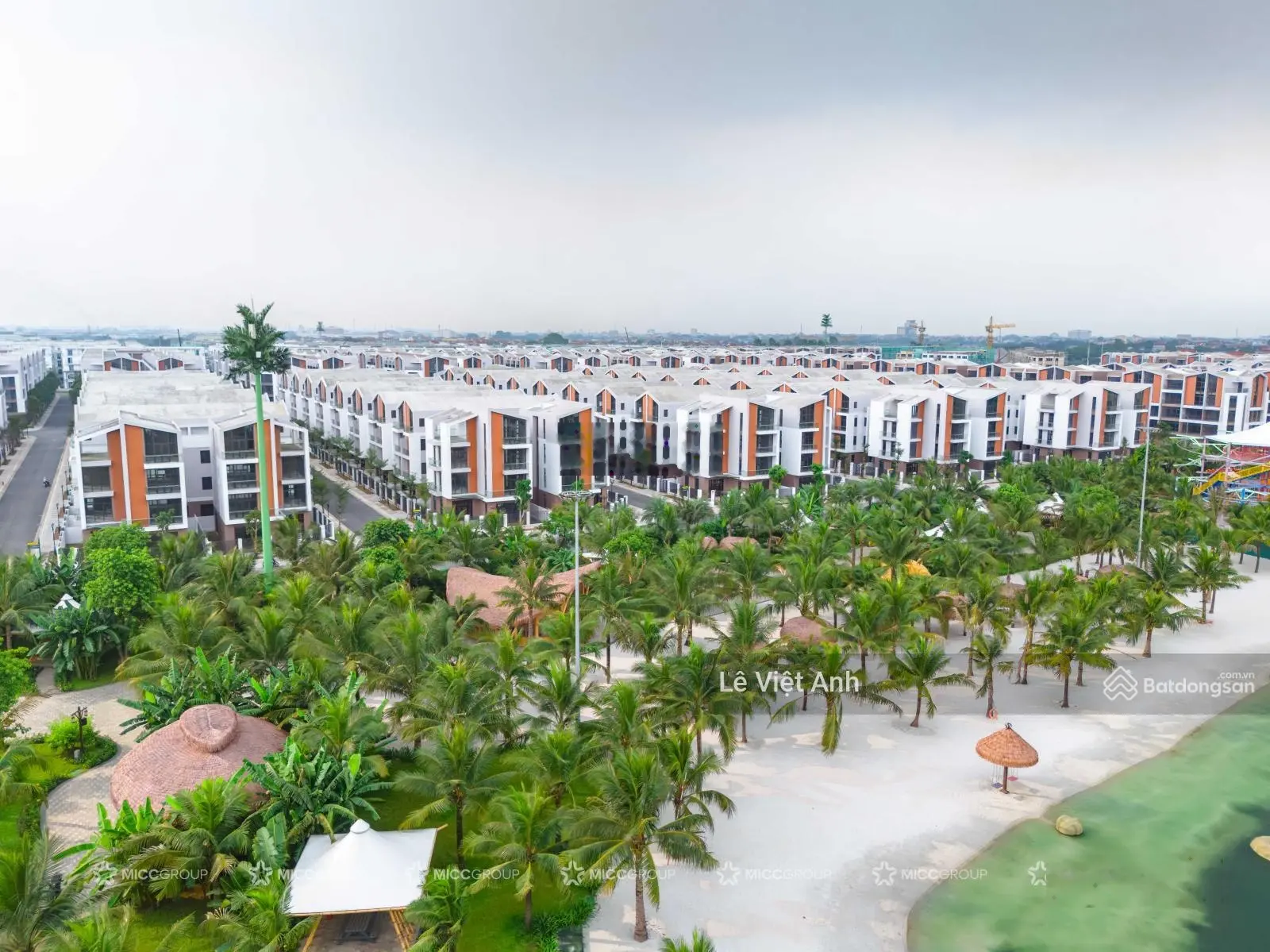 Bán biệt thự góc 2 mặt tiền Vinhomes Ocean Park 3 The Crown, Phân khu Ánh Dương, View công viên