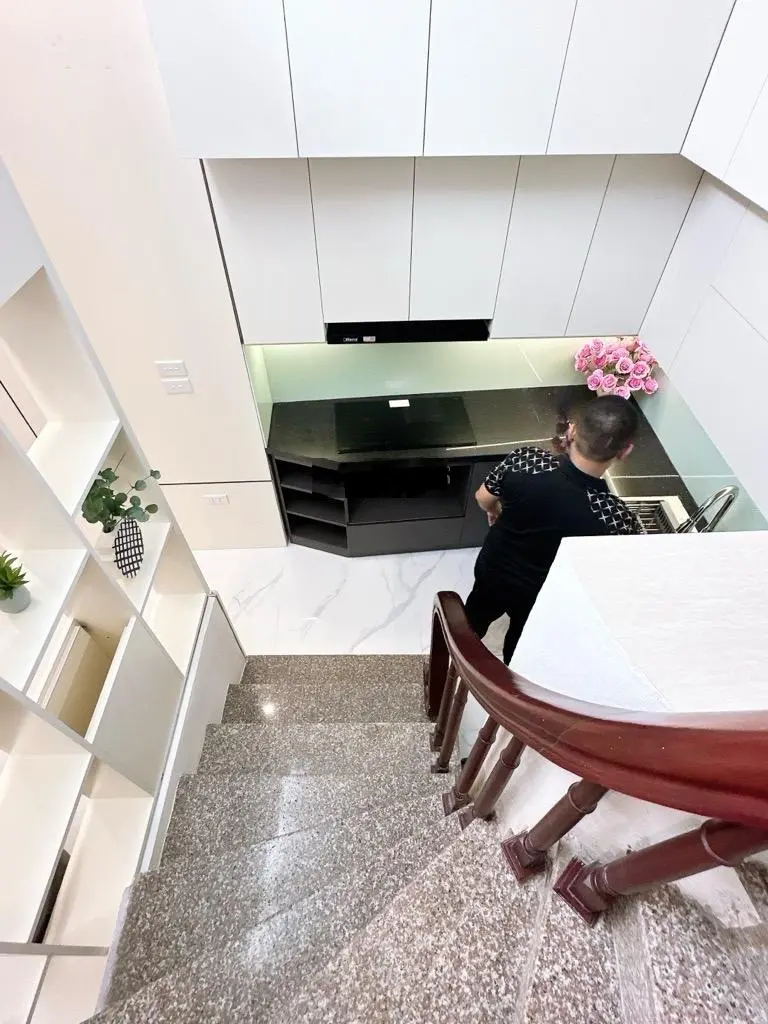 Bán nhà Khâm Thiên. Dt 25,6 m2, 4 tầng. Chào 5,25 tỷ có TL. Nói k vs tin ảo