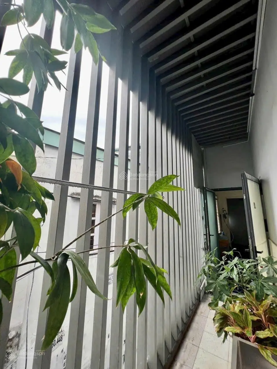 Bán nhà HXH thông rẻ đẹp hẻm 19/11 Nguyễn Tuân P3 GV (5.3x11m) 3PN 3WC