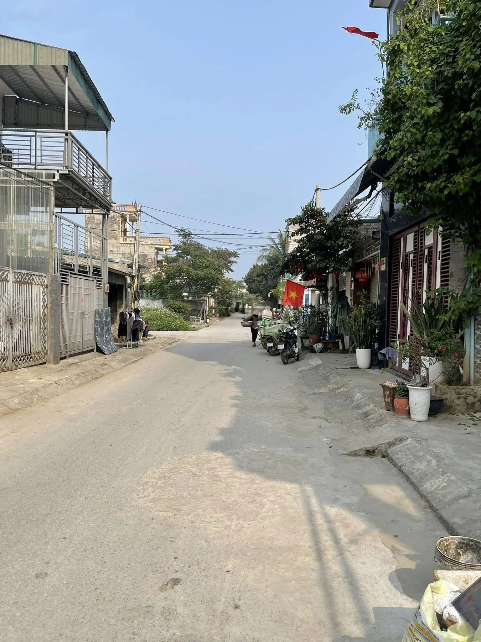 Bán nhà 2 tầng siêu phẩm 3 mặt tiền - giá chưa đến 2 tỷ - Quảng Tiến Tp Sầm Sơn - Thanh Hóa