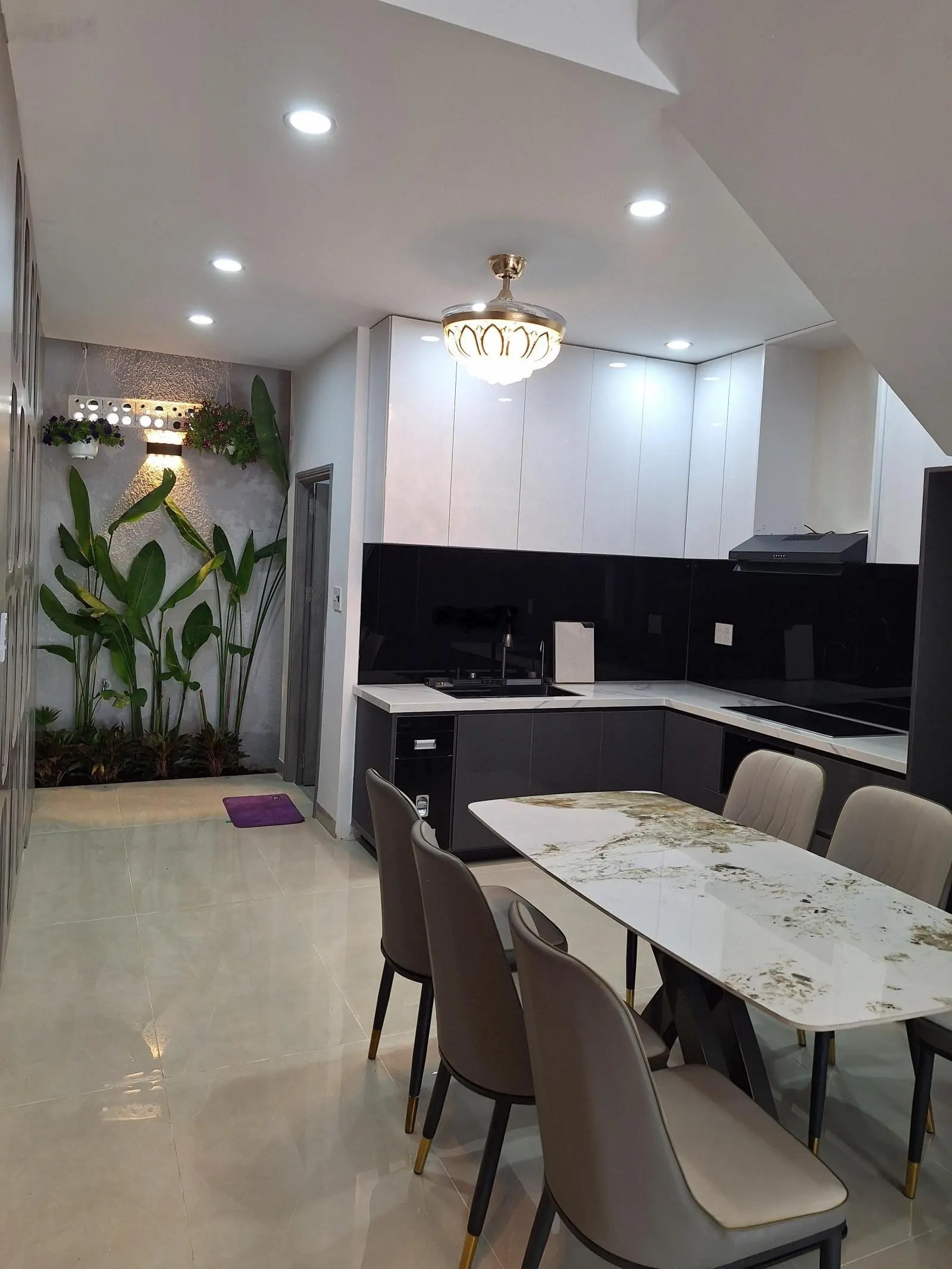 Bán cặp siêu phẩm Hòa Xuân 9 gần biển Đà Nẵng