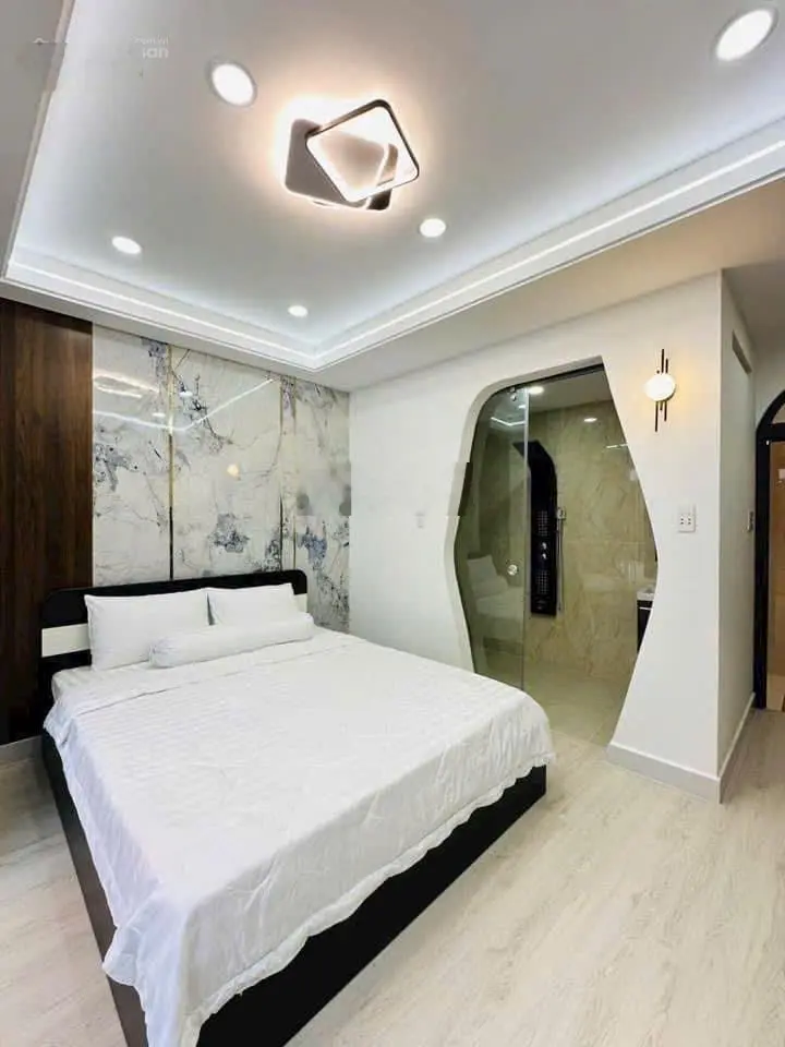 Bán nhà, Đ. Hoa Phượng Phường 2 Phú Nhuận, giá 3Tỷ390, DT 80m2, sổ riêng, LH 0896 465 ***