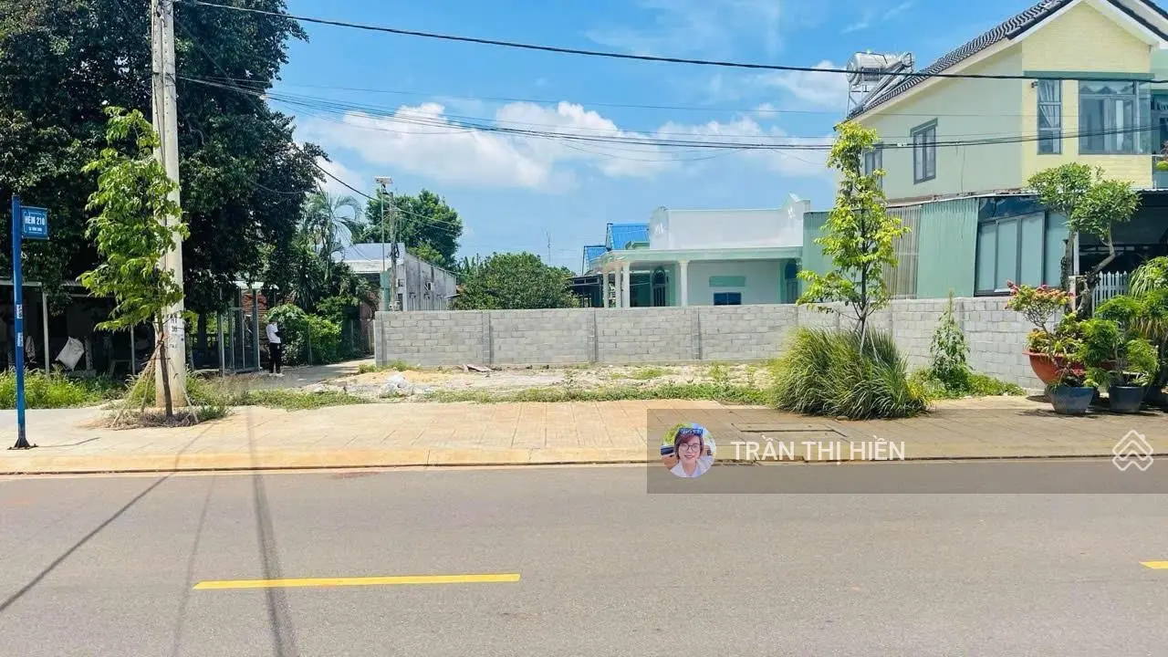 Lô góc 2 mặt tiền đường Tạ Văn Sáu (đường QH số 2)-trung tâm thị trấn Đất Đỏ-16mx13m full thổ cư