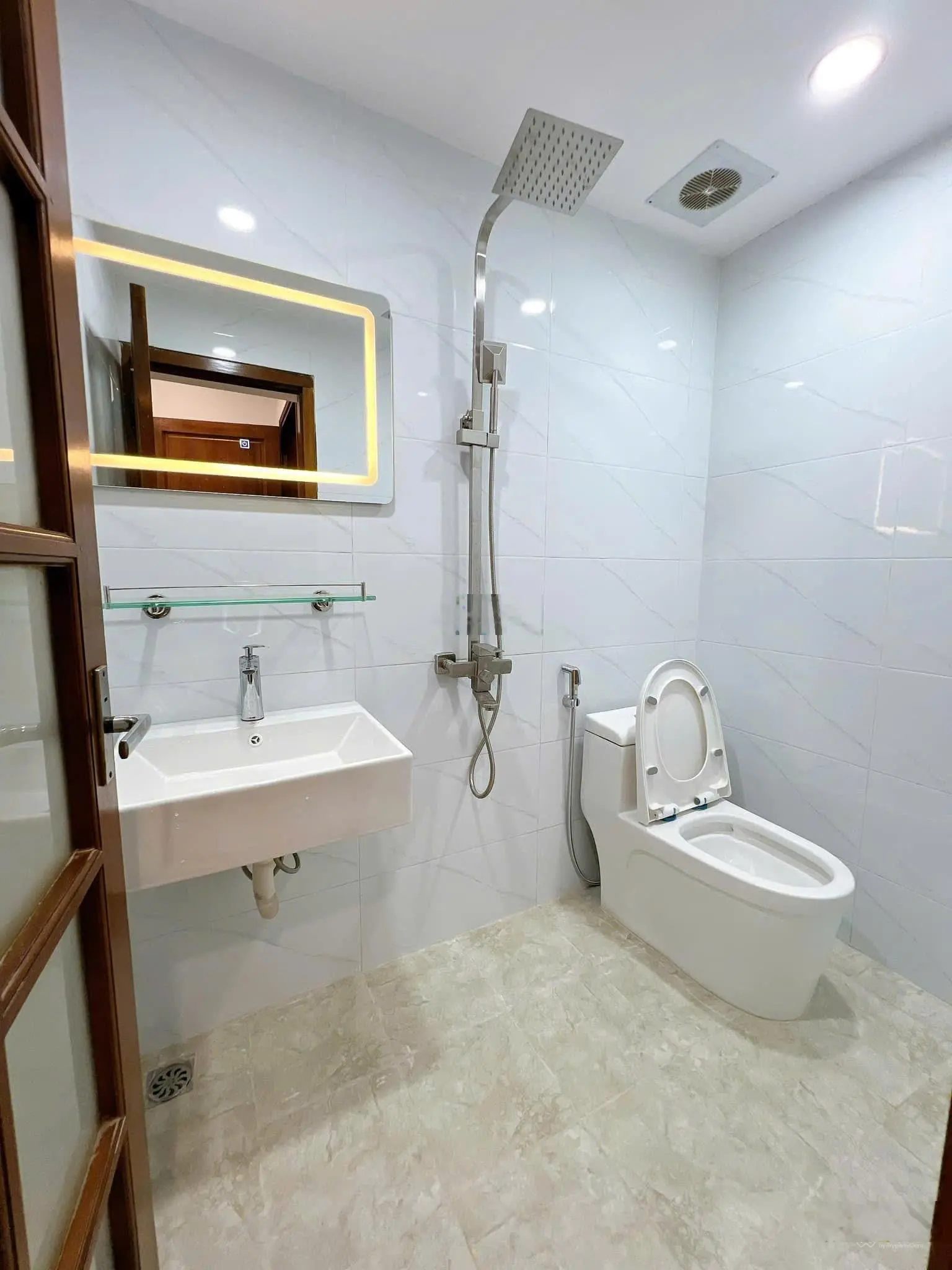 Hiếm! Chỉ 3,78 tỷ tập thể Ngọc Hà, Ba Đình, Lô Góc, gần công viên, sổ to, 100m2, 3pn 2wc nhà đẹp
