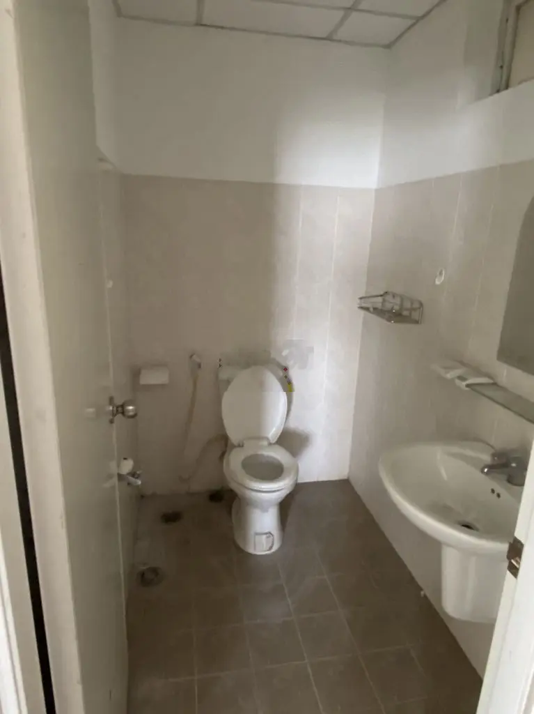 Căn hộ Phú Mỹ Thuận 95m2, 2PN, 2WC, lầu 6, ở ngay, giá 1.3 tì