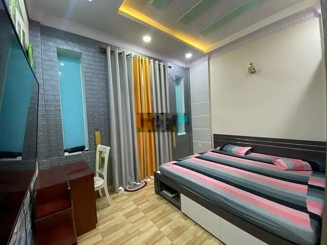 Bán Nhà Mới Đúc 4 Tấm , Dt ( 4x14m ) Đường Bình Tri Đông . 5,55 tỷ