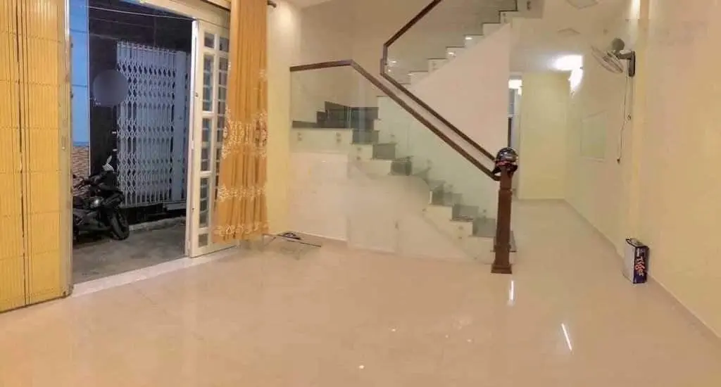 Bán gấp nhà Sư Vạn Hạnh quận 10 62m2 sổ riêng cạnh Vạn Hạnh Mall