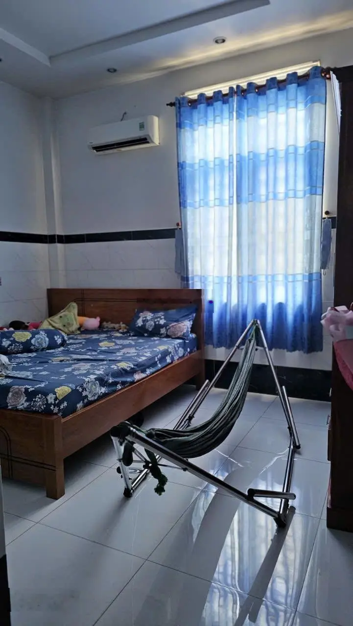 Bán nhà 4 tầng HXH tránh, 50m là Vành Đai 2, đối diện chung cư Avenue Tam Bình, Thủ Đức, giá 6.2tỷ