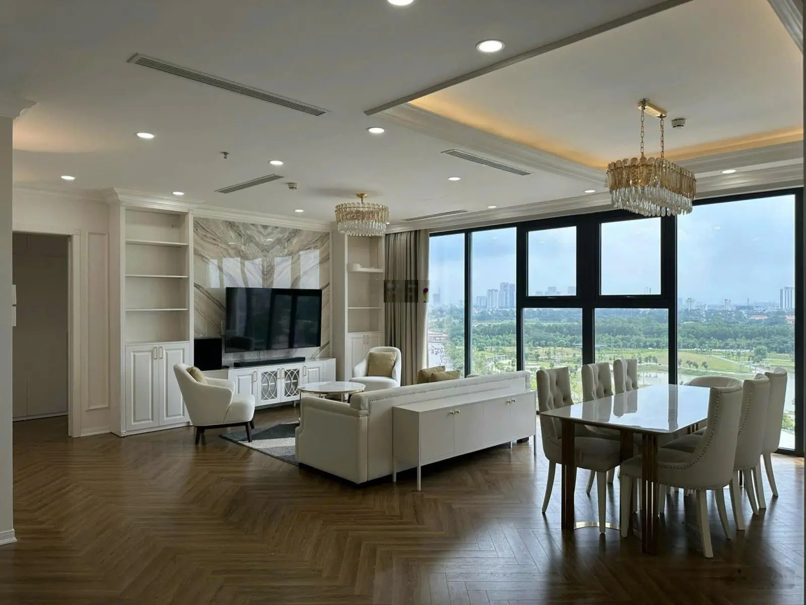 Cần bán gấp căn hộ 3PN 114m2/120m2, full nội thất view công viên, giá 11.5 tỷ tại CC The Matrix One
