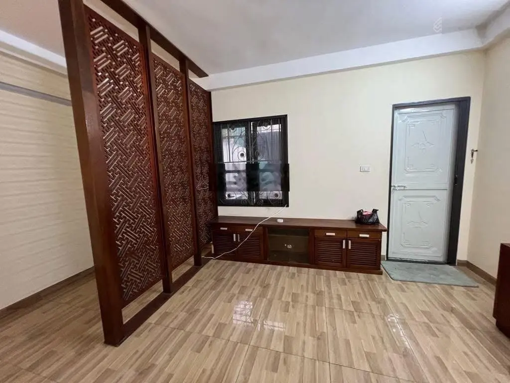 Siêu hiếm! Đặng Tiến Đông, sát phố luôn, full nội thất, nở hậu. 50m2*5T