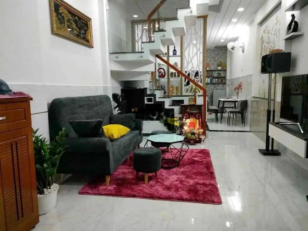 Chỉ 4,x Tỷ Nhà đẹp full Nội Thất hẻm 4m 39m2 2 Tầng Lê Văn Thọ