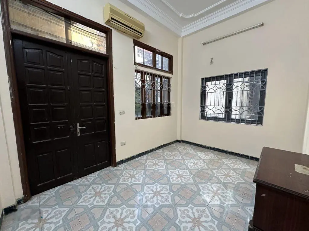Thẳng 30m ra phố Giáp Bát, lô góc, mặt ngõ to, mặt tiền rộng, 41m2 x 4 tầng, hơn 7 tỷ