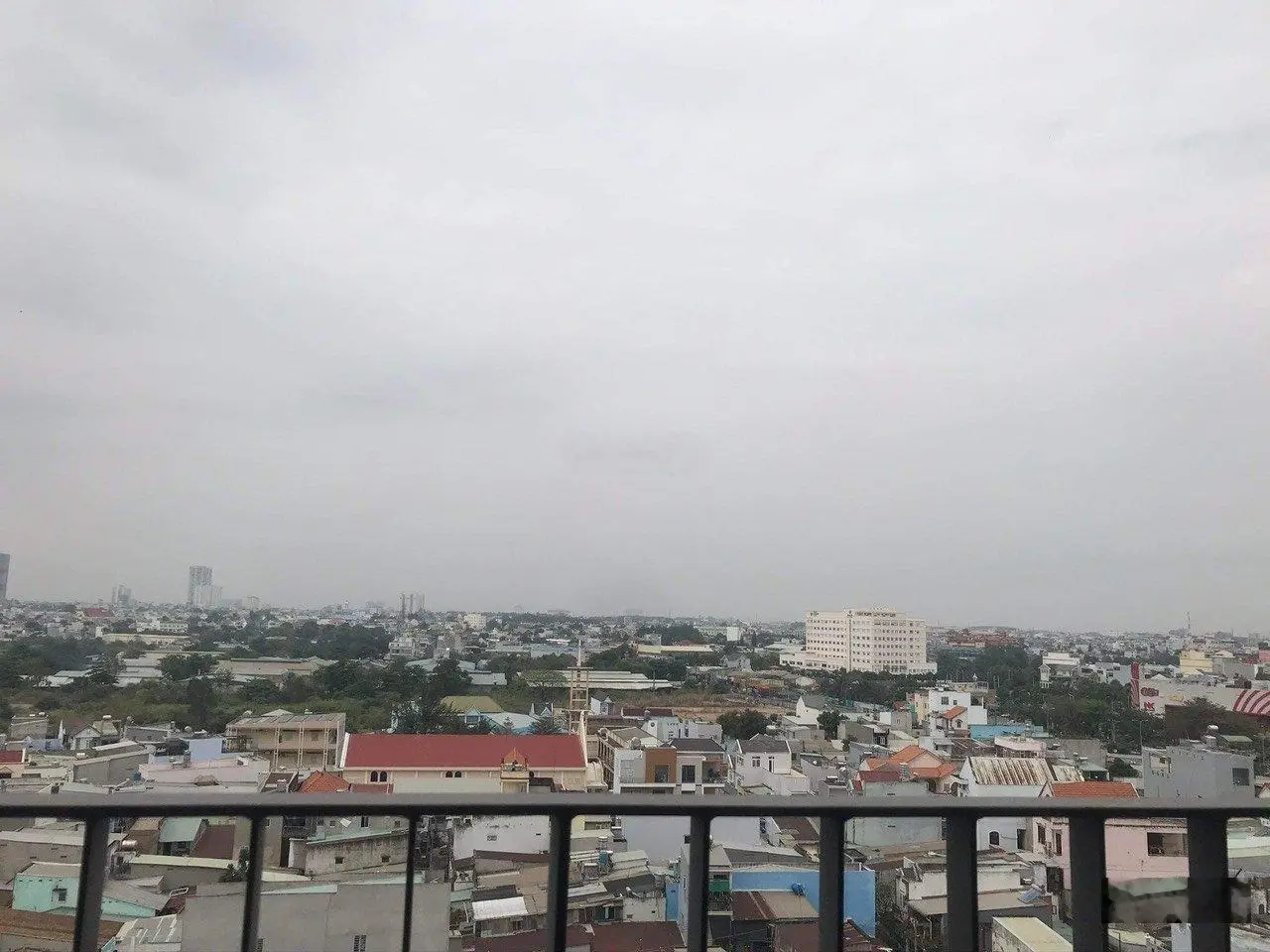 Chủ ngộp bank 800tr bán gấp - Bcons Green View 2PN - 2WC 51m2 chỉ 1 tỷ 550tr