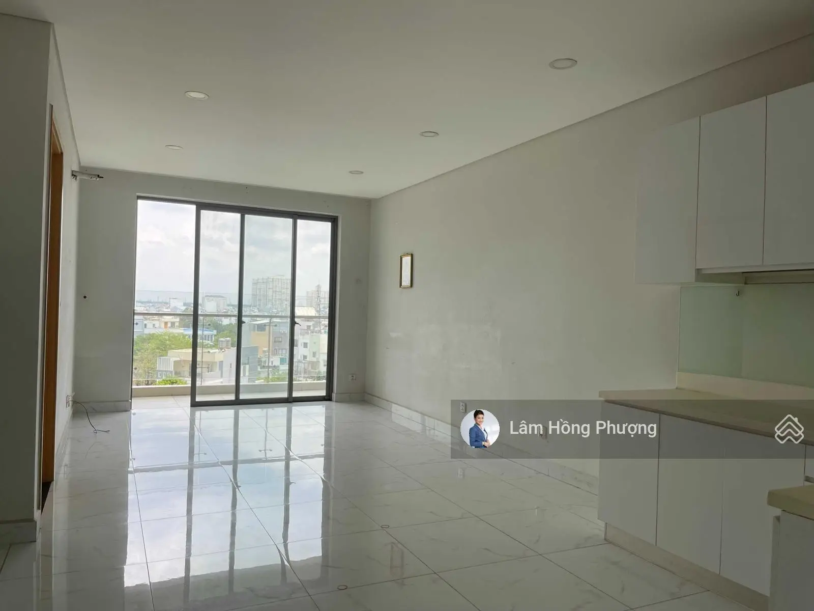 Bán căn hộ 2 phòng ngủ An gia Skyline quận 7 giá 3.35 tỷ lầu cao thoáng mát 0939 220 ***