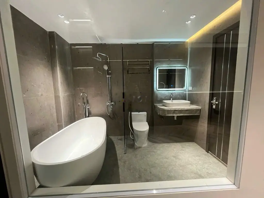 Bán Nhà Phúc Lợi căn góc 2 mặt đường 60m2 x 6 tầng thang máy,vỉa hè 4m