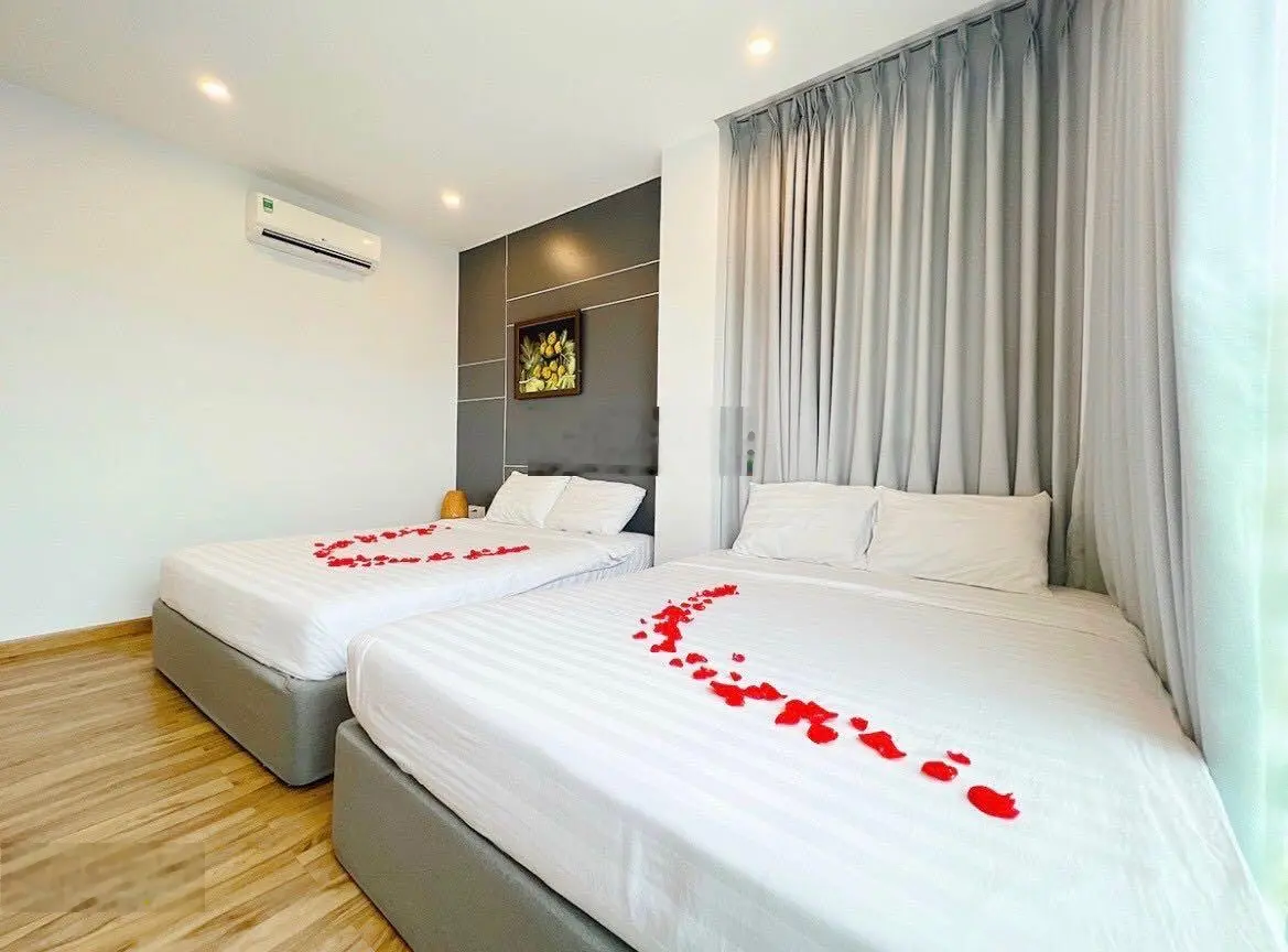 Cần bán khách sạn 6 tầng vip -35 phòng trung tâm TP Phan Thiết Giá rẻ - đầu tư sinh lời