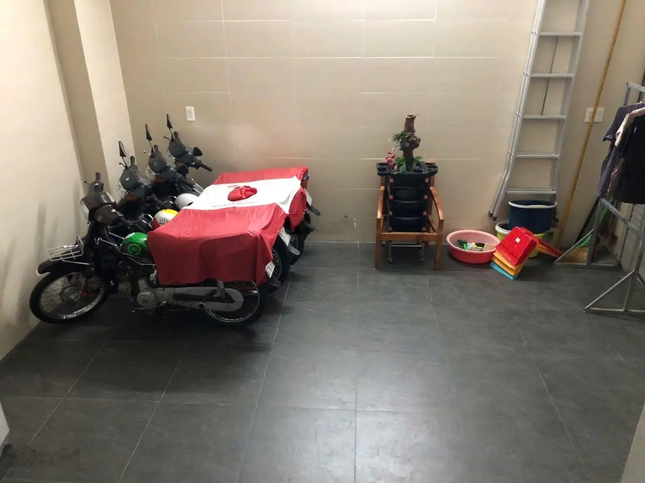 Bán chung cư mini đường số 9 quốc lộ 13 ngay vạn phúc giá tốt chỉ 9,5 tỷ 95 m2 pháp lý đầy đủ