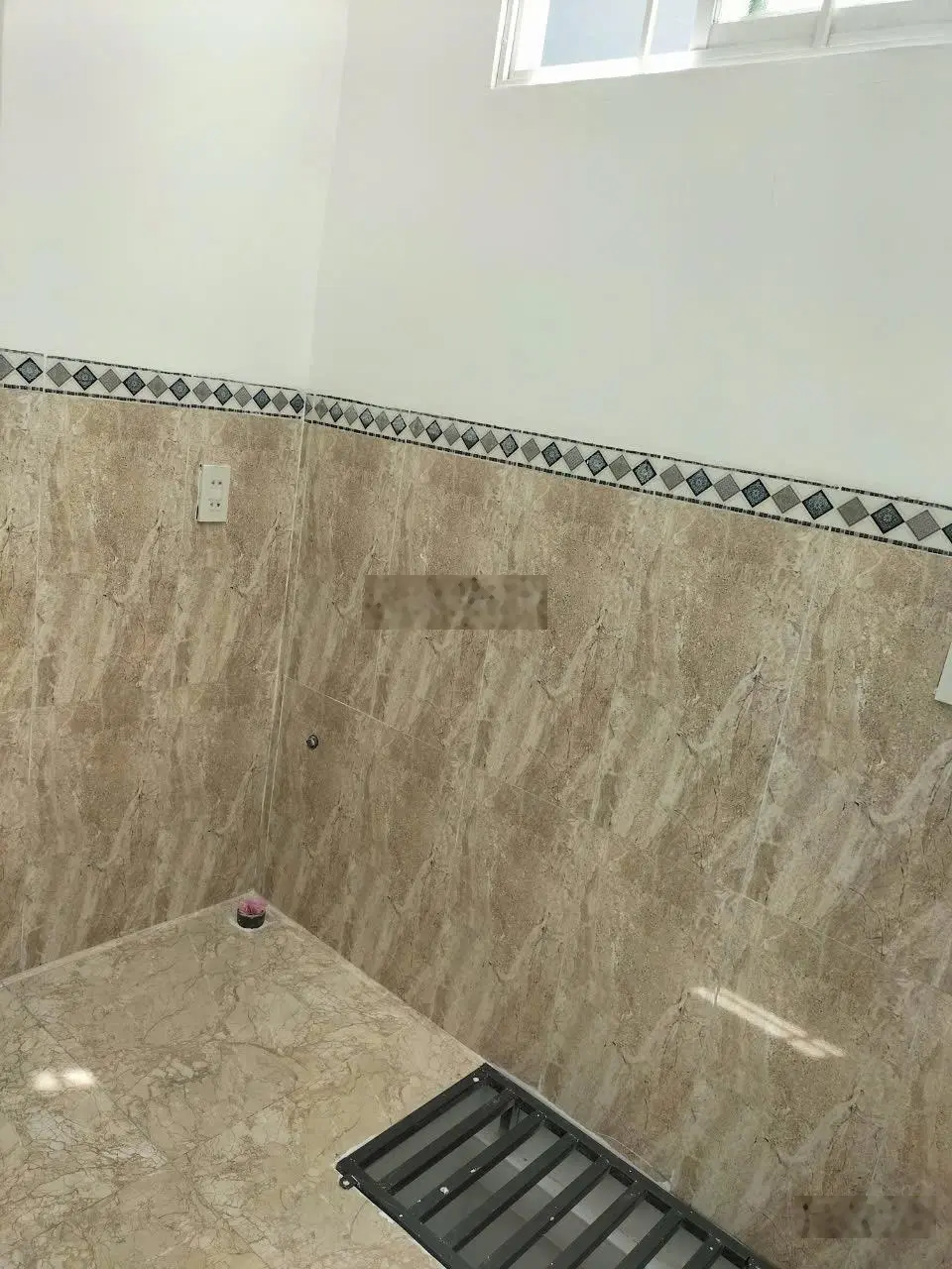 BÁN NHÀ 2 Tầng Khu Tái Định Cư Trong Khu Đô Thị VCN PHƯỚC HẢI, Nha Trang