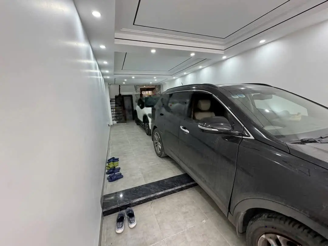 Bán gấp nhà riêng 7 tầng thang máy ô tô tránh kinh doanh tốt Phố Trạm, 16,79 tỷ, 56 m2, mặt tiền 4m