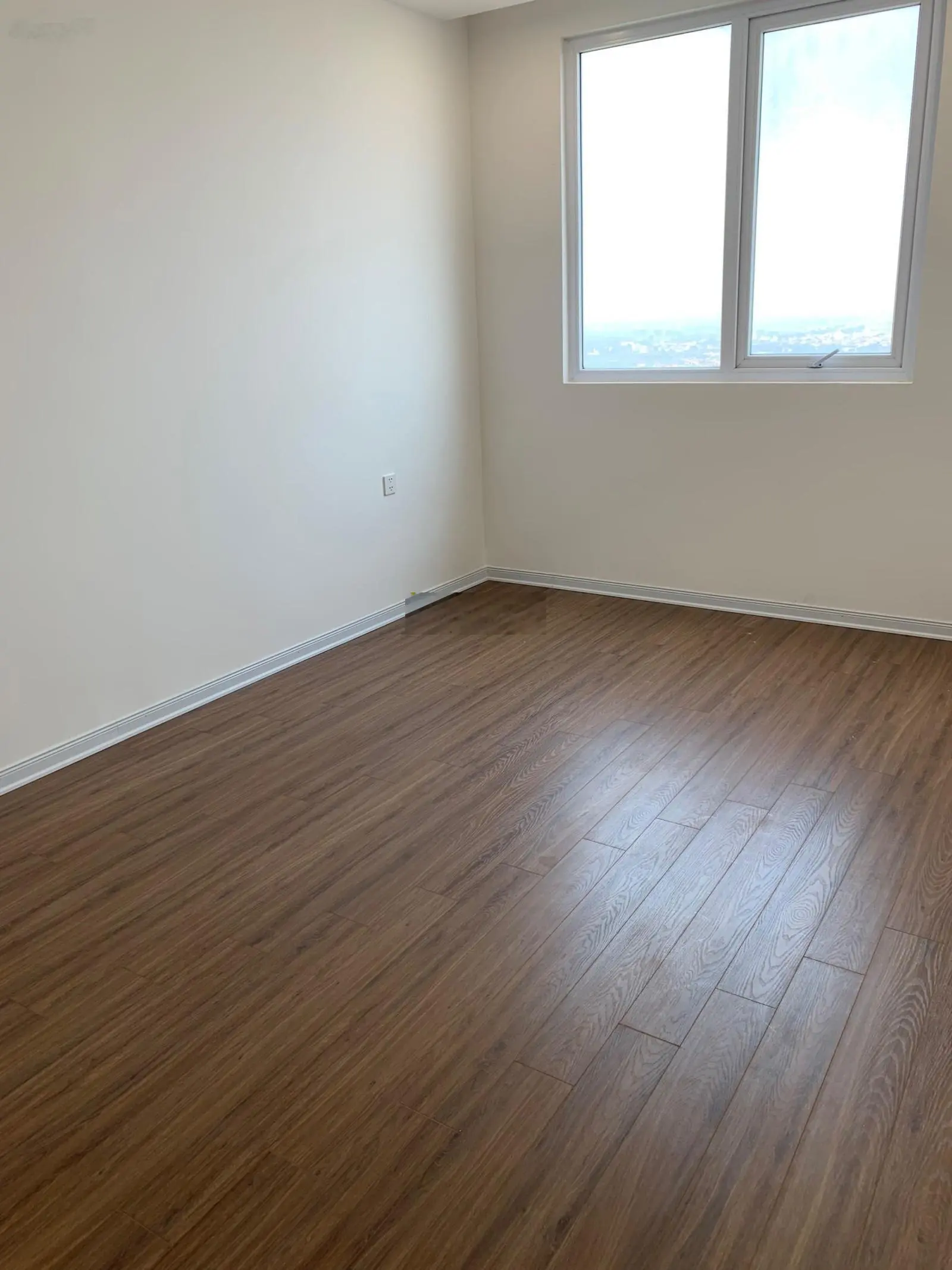 Chính chủ bán căn hộ 68,6m2 tòa Rv 2PN 2WC giá 2,75 tỷ bao hết thuế phí có thương lượng
