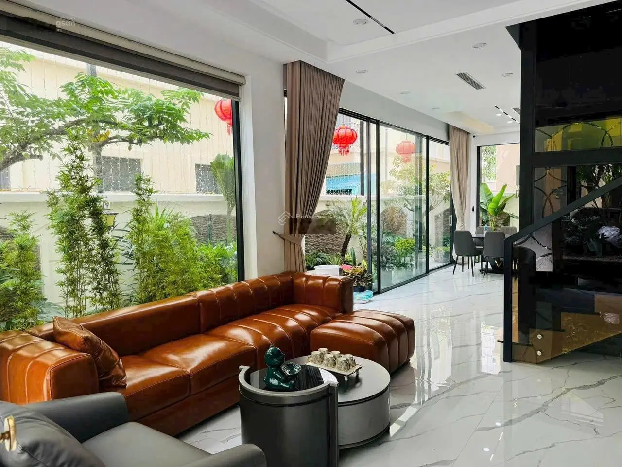 Bán gấp căn biệt thự view vườn hoa giá 31.8 tỷ DT 180m2 ngay cửa ngõ khu An Vượng cạnh Aeon HĐ