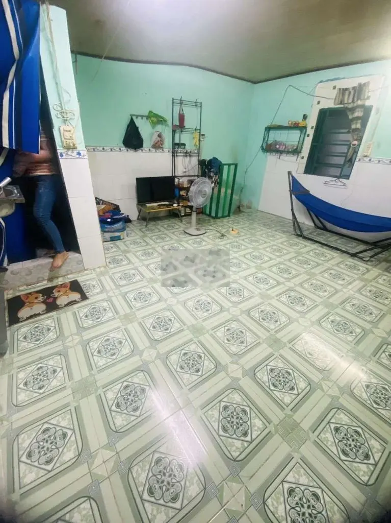 Bán nhà 2 tầng 30m2 Bùi Tư Toàn Bình Tân chỉ 1 tỷ 350.