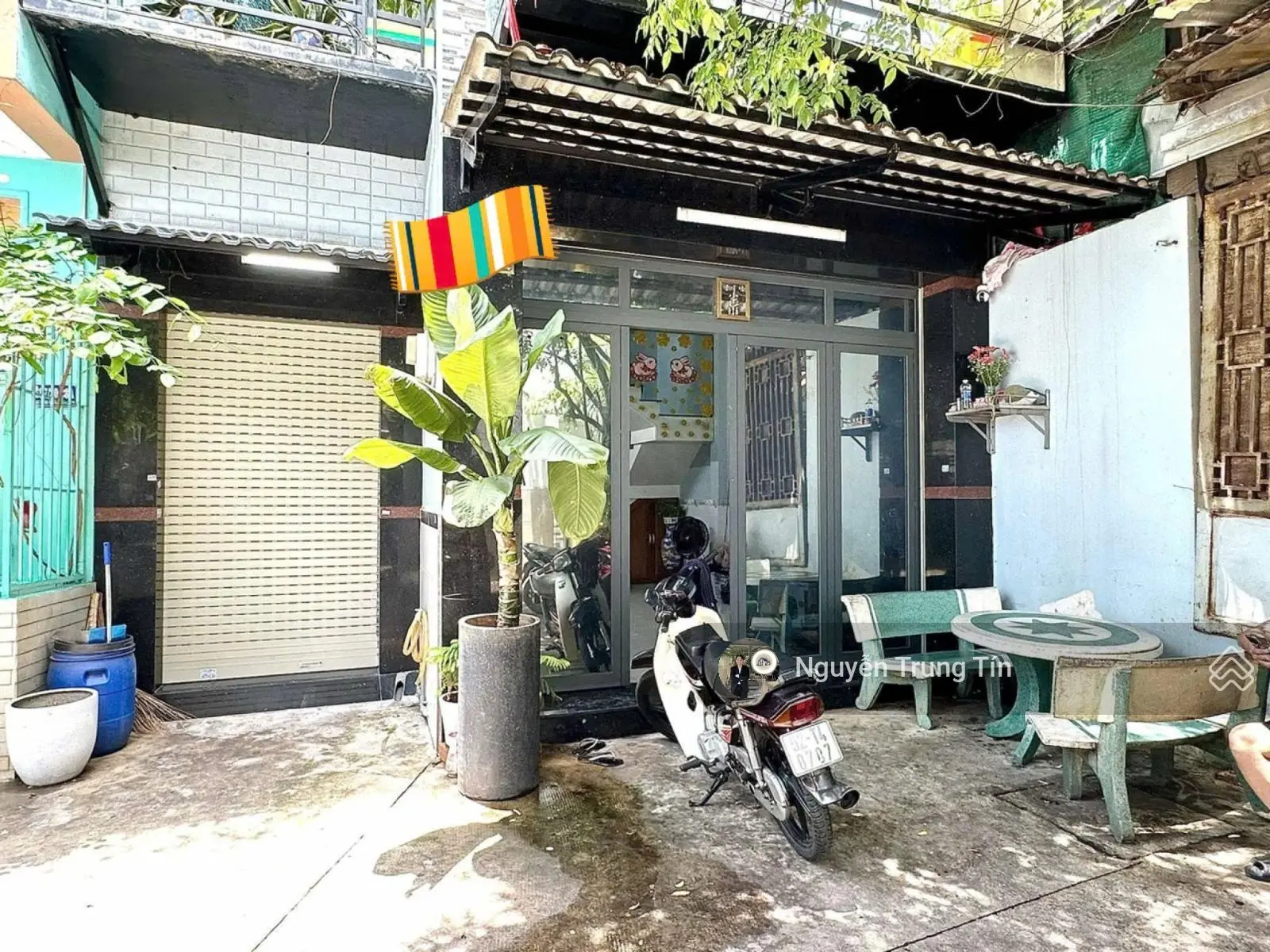 Nhà rẻ Tân Bình - Lạc Long Quân - Chỉ hơn 5 tỷ - 55m2 ( 5.5 x 11m) - Hẻm 6m