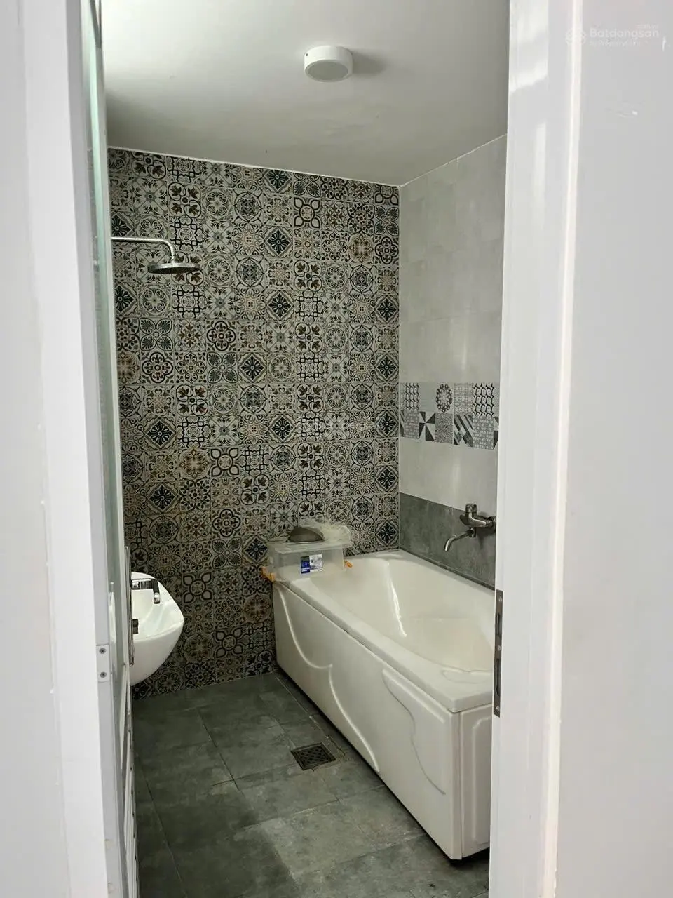 Bán nhà 3 lầu HXH đường Trương Văn Thành - Hiệp Phú.