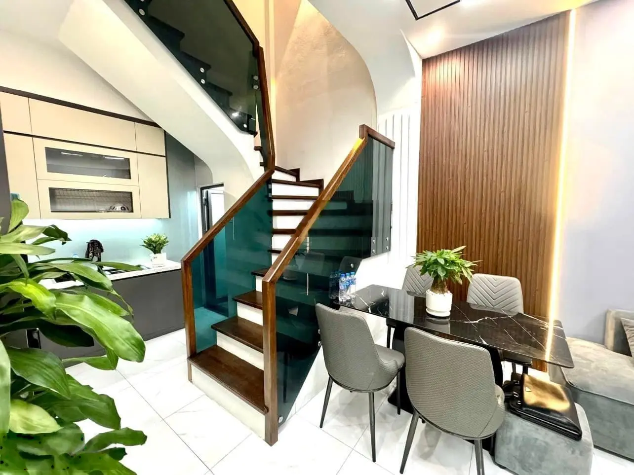 Siêu hiếm, nhà phố LỆNH CƯ-ĐỐNG ĐA-HÀ NỘI, DT: 35m2 x 5 Tầng-MT: 3,9m / Giá : 6,5 Tỷ