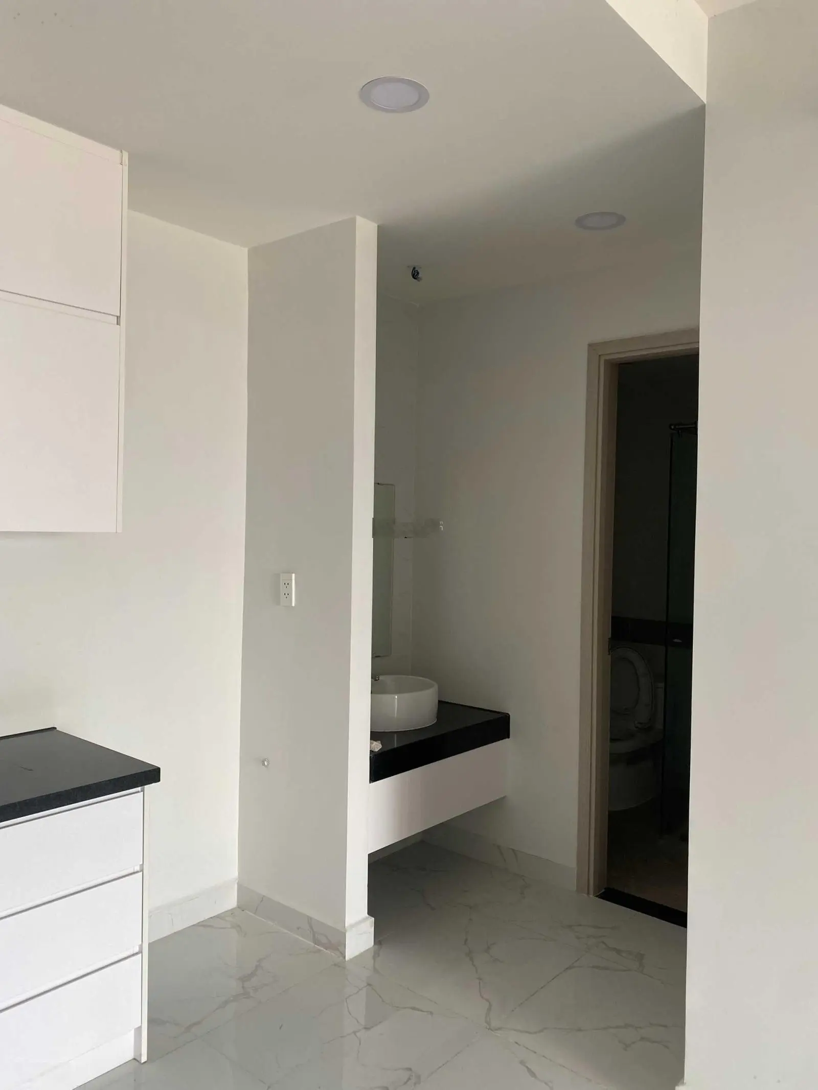 Bán nhanh căn hộ Charm City Dĩ An sẵn sổ công chứng liền cho khách các căn 2pn