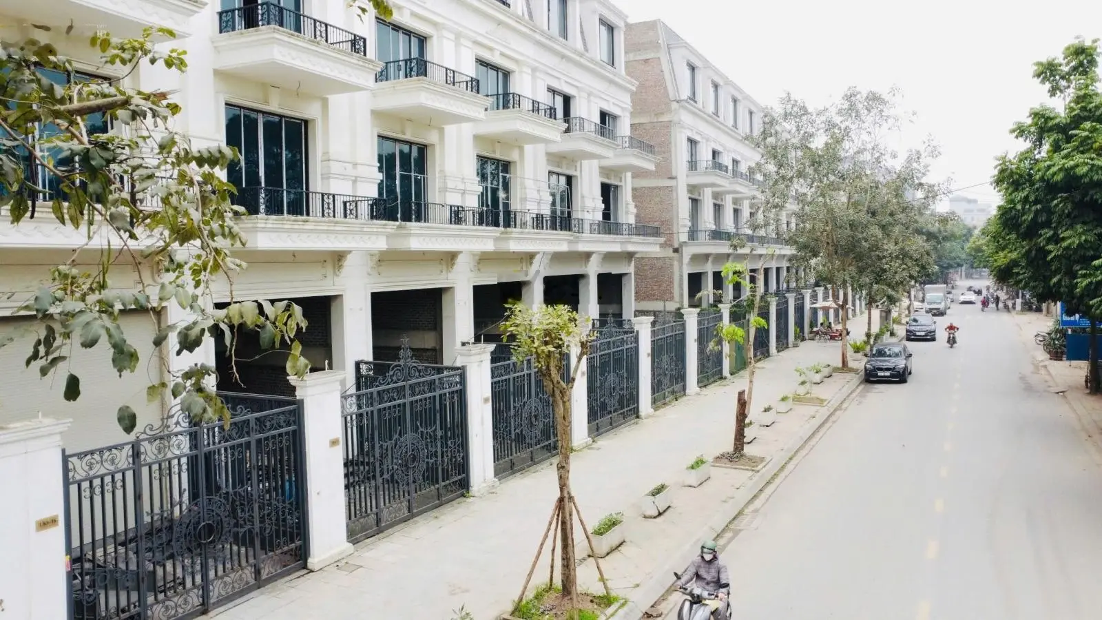 Shophouse Trung tâm Đông Anh giá chỉ 145tr cho căn 94m2, dân cư đông đúc, ở kết hợp KD. 0966858601
