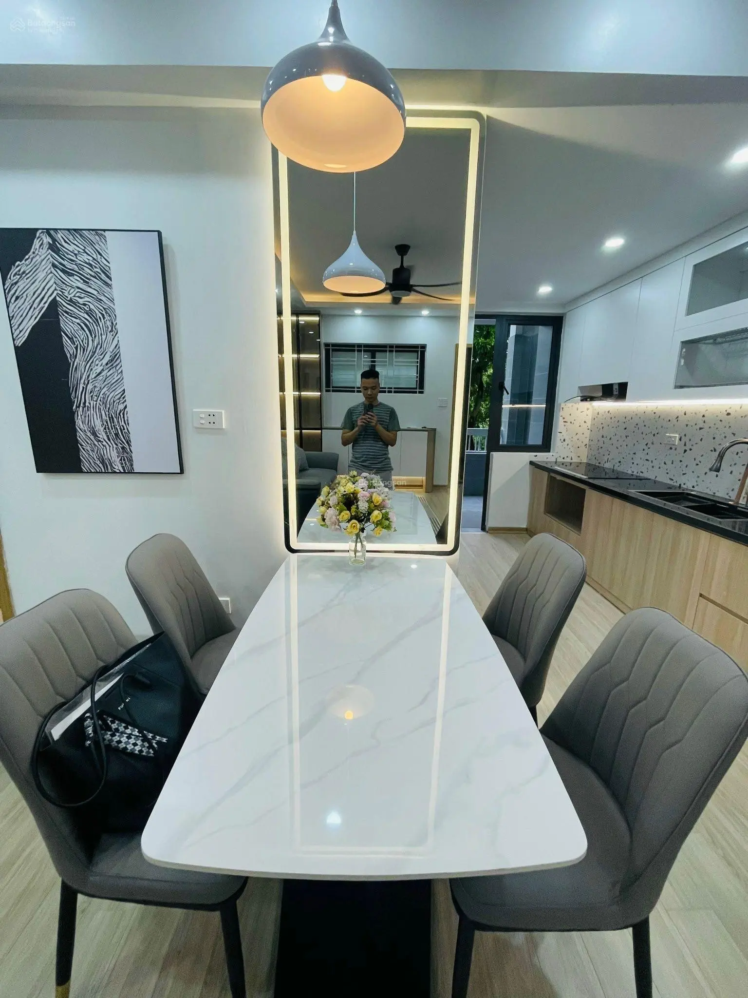 Bán căn hộ tại Nơ3 Bán đảo Linh Đàm - Hoàng Mai Hà Nội. 80m2 3ngủ 2VS. Giá 3tỷ480tr