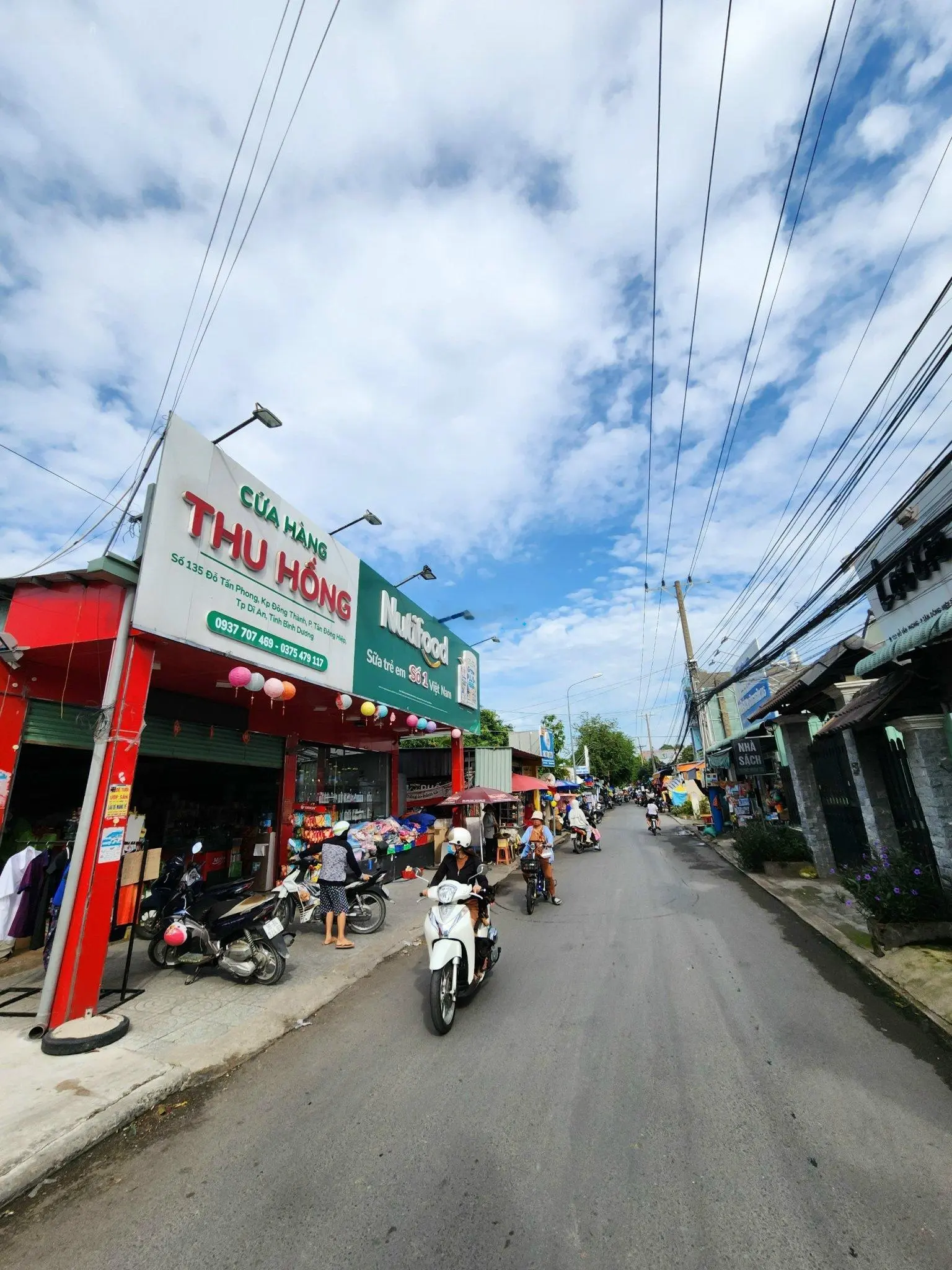 8 tỷ TL giảm mạnh, 10,5x27,4 (288m2) MTKD chợ trên đất có 2 kiốt + 10PT, ngay ngã 3 Cây Điệp