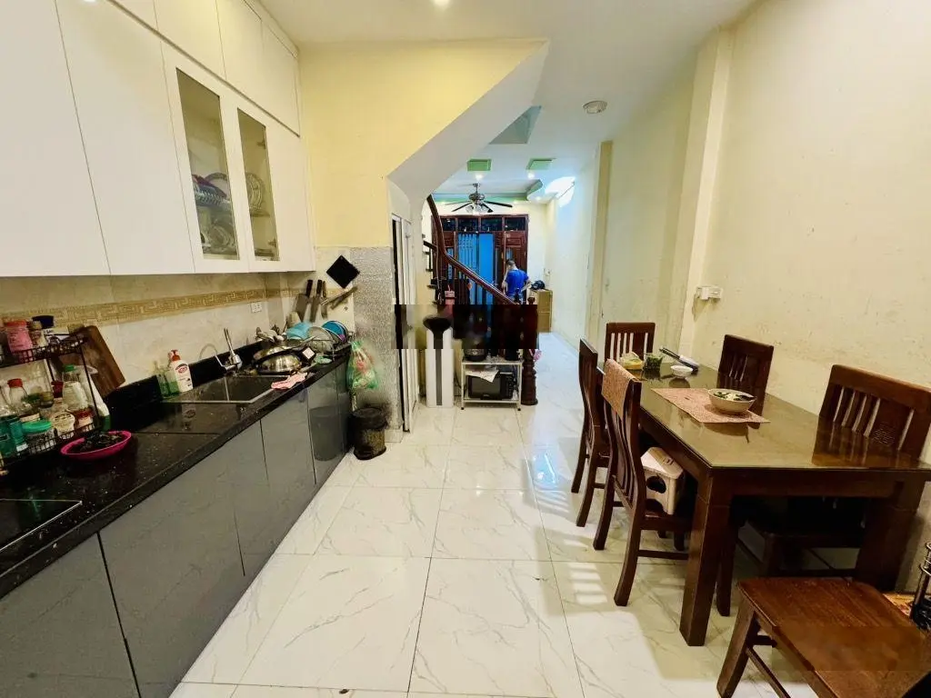 Siêu phẩm - phân lô - ô tô đỗ cửa - lô góc - 8/3, Hai Bà Trưng - 40m2 - 9 tỷ