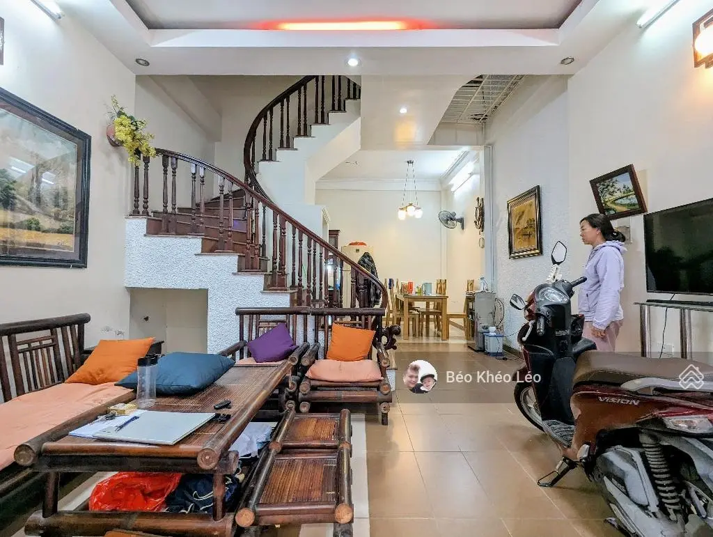 Bán nhà Nguyễn Văn Cừ kinh doanh,2 thoáng, Ô Tô tránh, 65m 5 Tầng, Chào 15 tỷ 9. LH: 0843125777.