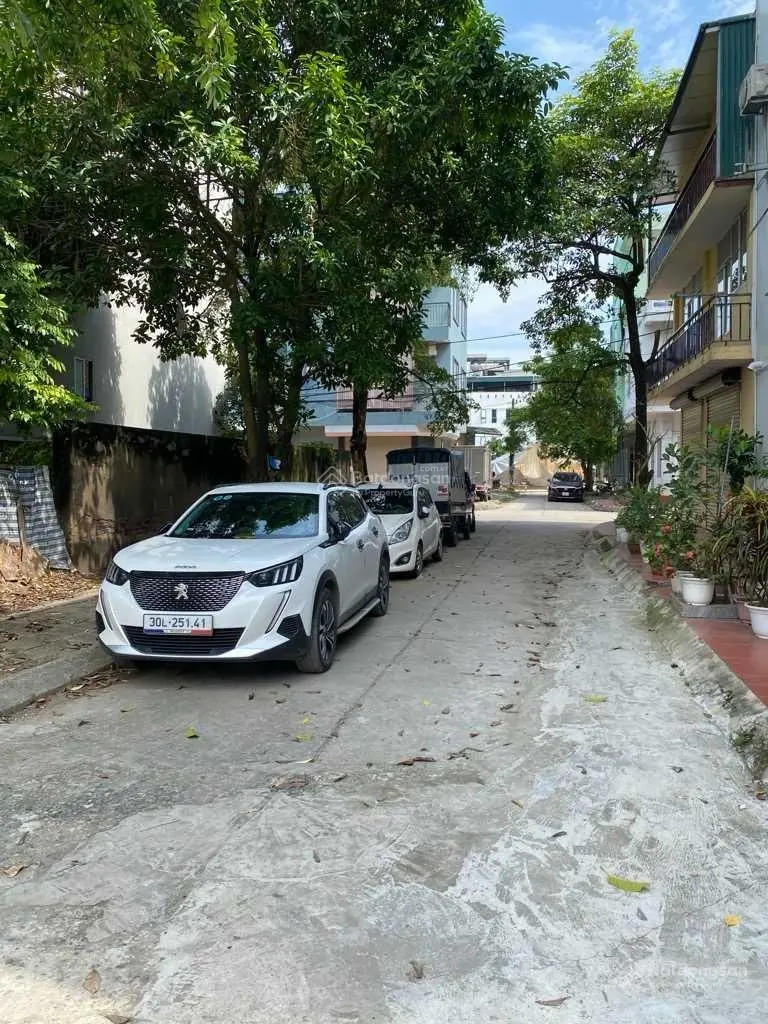 SIÊU HIẾN, HÀNG XÓM KĐT TÂY NAM LINH ĐÀM, PHÂN LÔ VỈA HÈ Ô TÔ, GARA KINH DOANH VP NHÀ ĐẸP LUNG LINH
