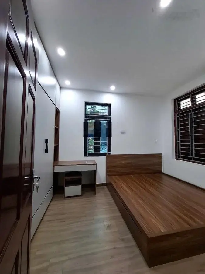 Bán nhà phố bà triệu hà đông 50m x 4 tầng, gần phố lê lợi, ô tô đỗ cửa