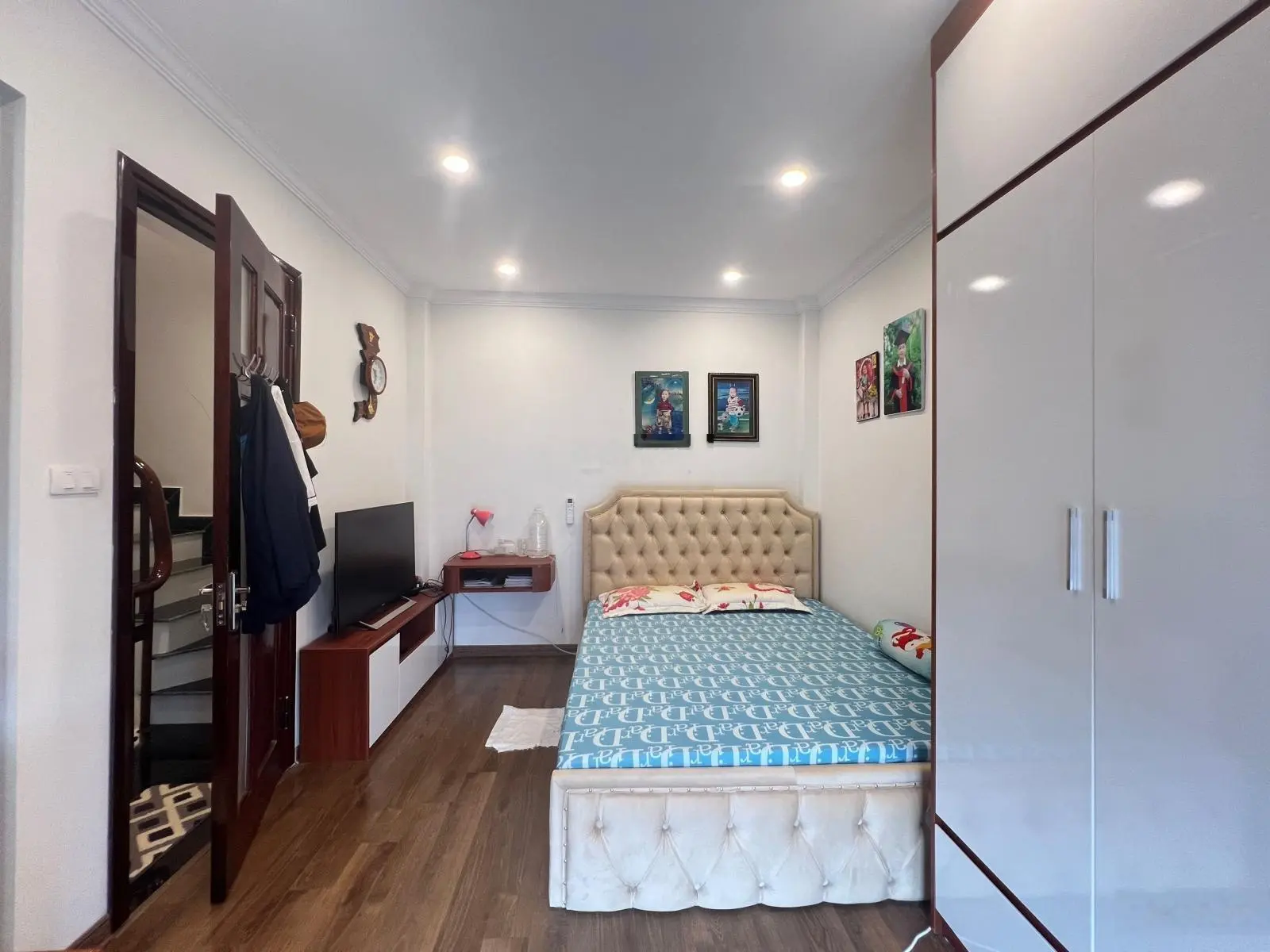 Cực hiếm Phúc Lợi, nhà đẹp full nội thất 6 tầng, MT 6m ô tô đỗ cổng, dân trí cao an cư, 4.6 tỷ