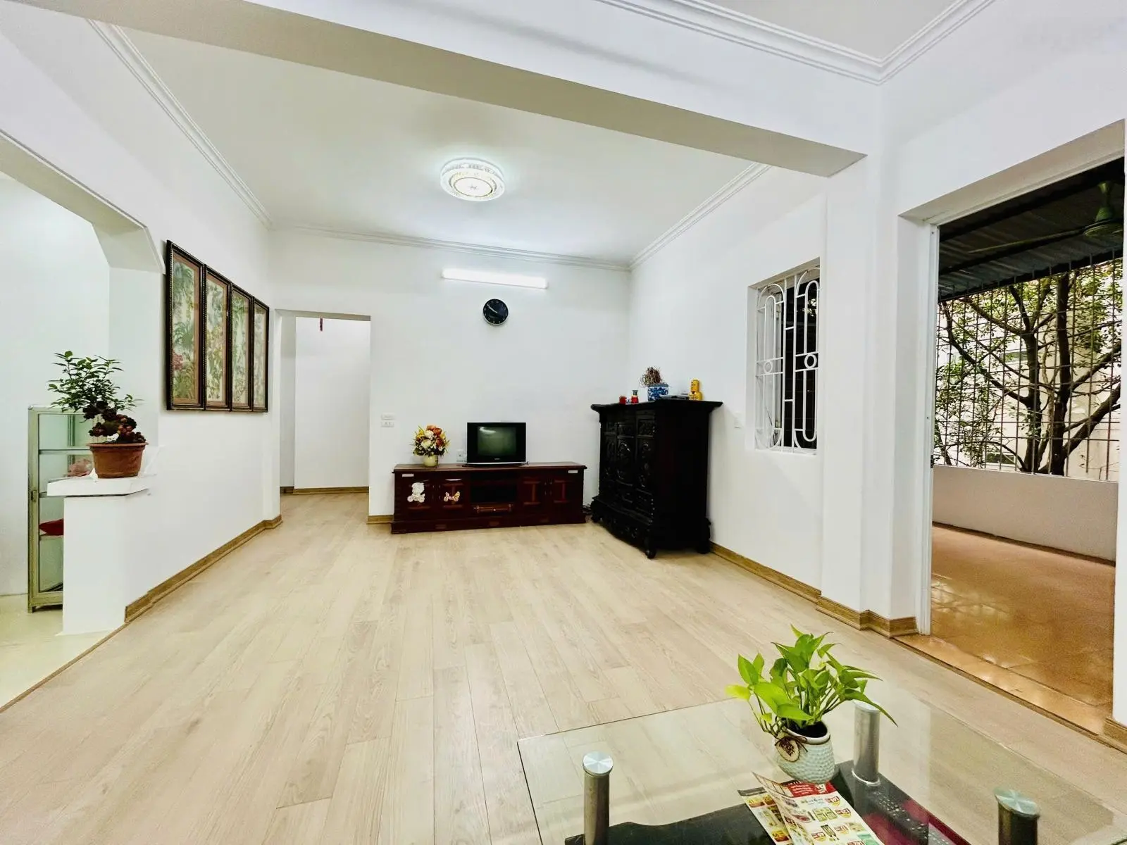 Cần bán nhà tập thể Nguyễn Huy Tưởng - Thanh Xuân: 135m2, 3PN, Ở ngay - giá 4,25 tỷ