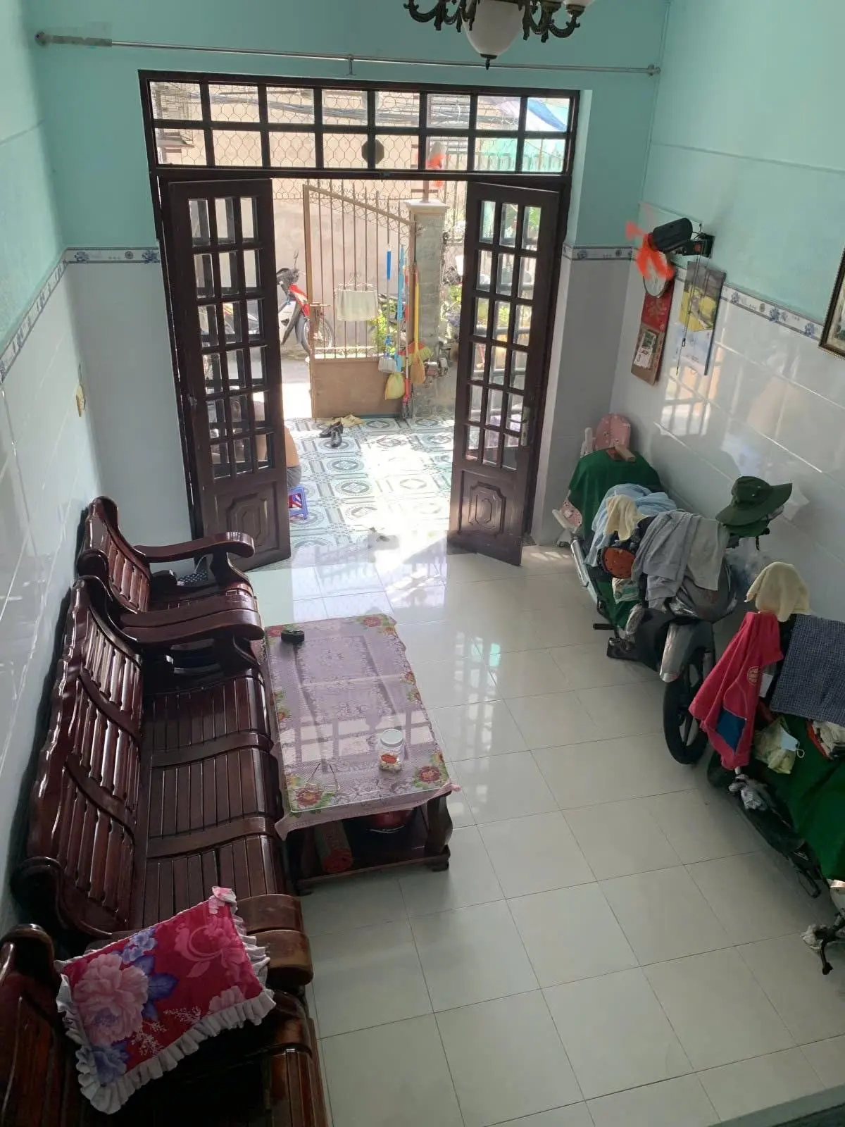 Chính chủ 1 đời. vị trí đẹp. ngang hơn 7m. sổ vuông hoàn công đủ