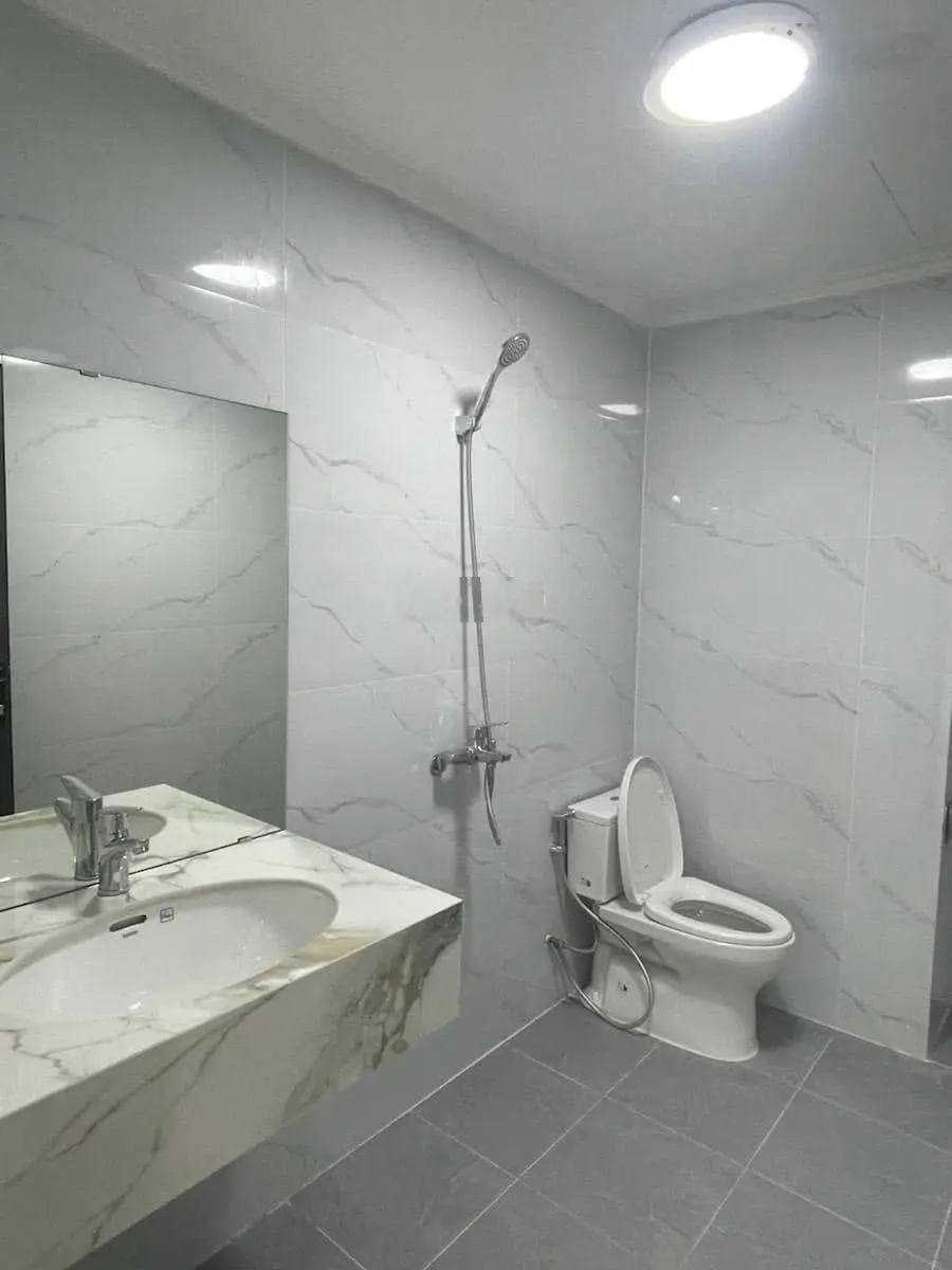 19 tỷ nhỉnh có nhà phân lô - ở kết hợp vp - tô hiệu - 8 tầng * 52 m2, mt5.6 - gara ôtô -thang máy