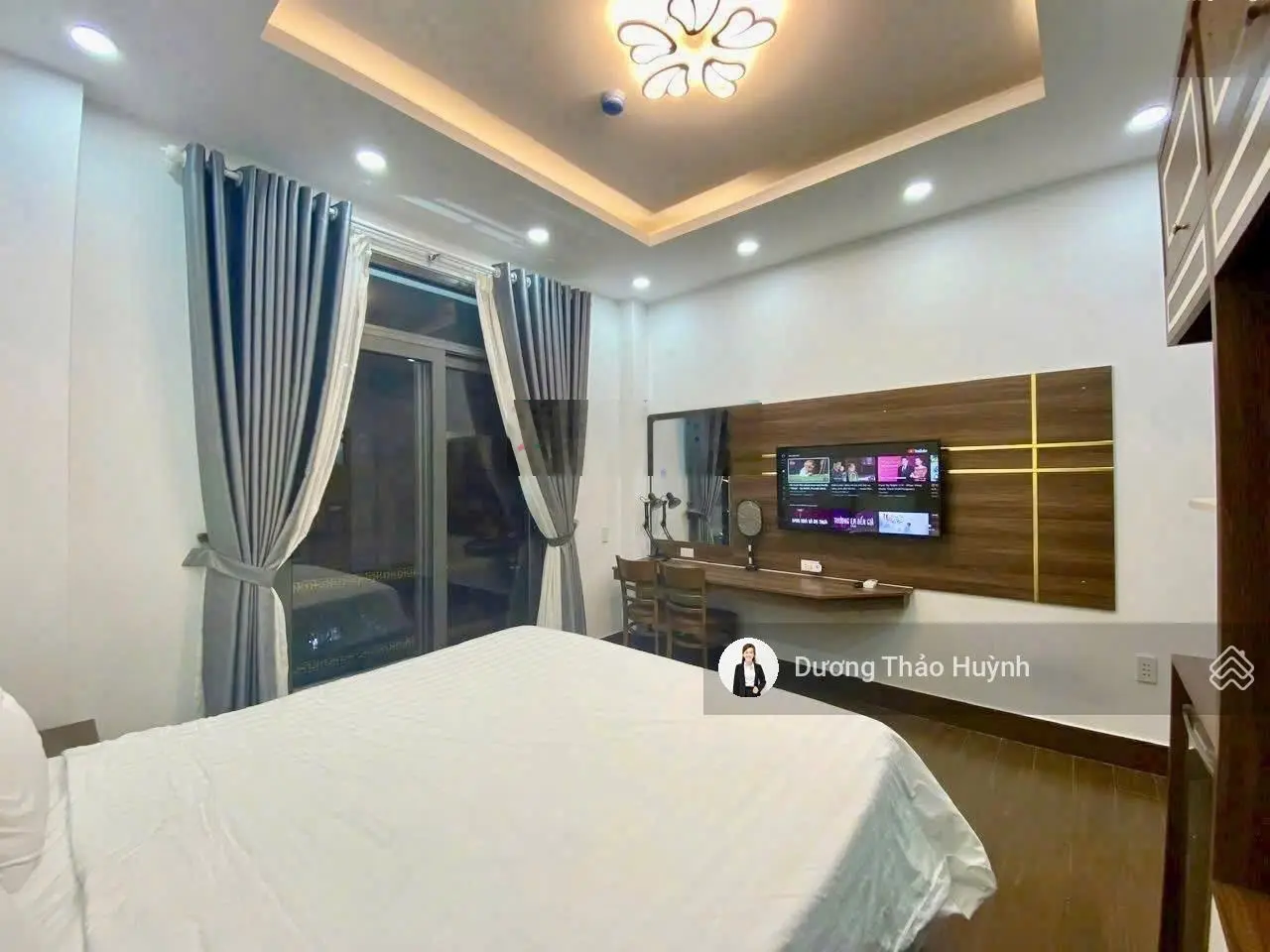 Bán khách sạn 6 tầng - thu nhập 200tr/th - 2 mặt tiền Phạm Văn Đồng có 18 phòng - đang KD cực tốt