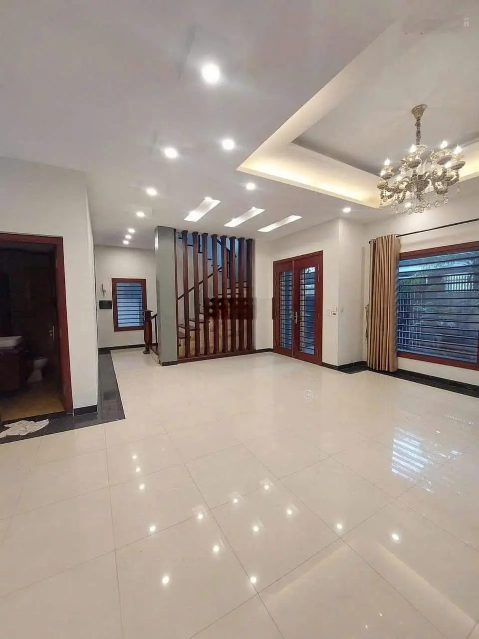 Đỉnh kịch! Biệt thự Vườn Đào - 2 mặt đường to - 252m2 - 6 tầng thang máy - 139.5 tỷ
