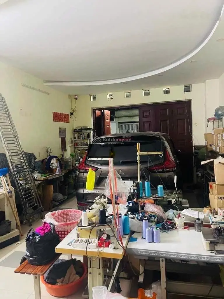 Bán nhà mặt tiền 120 m2, kdc phường 7, quận 8, ô tô ngủ trong nhà - giá chỉ nhỉnh 7 tỷ