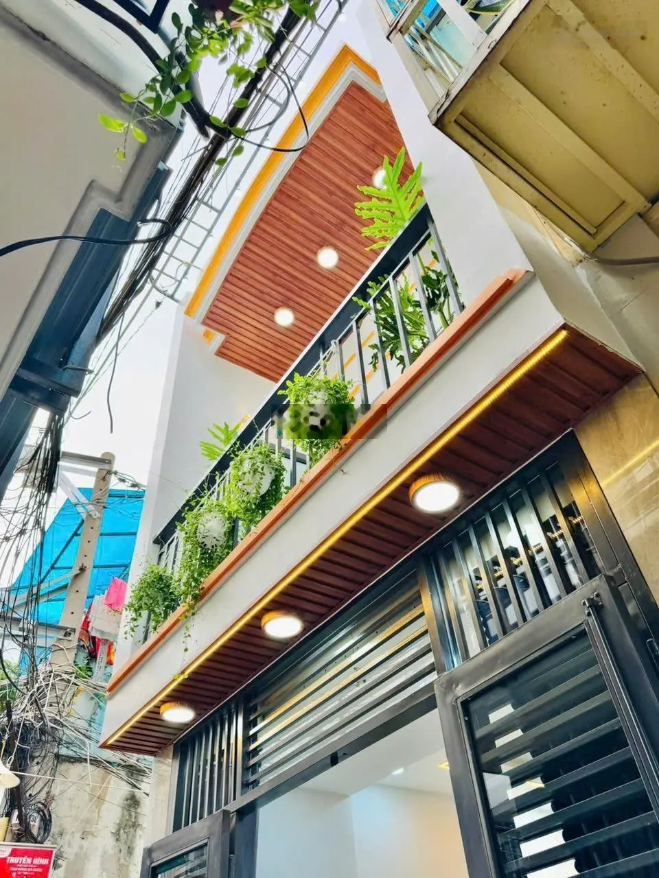 Thân gửi ace môi giới HH 40tr - hạ giá 200tr còn 3,68 tỷ TL bán nhà phố 2.5tầng 3 phòng ngủ