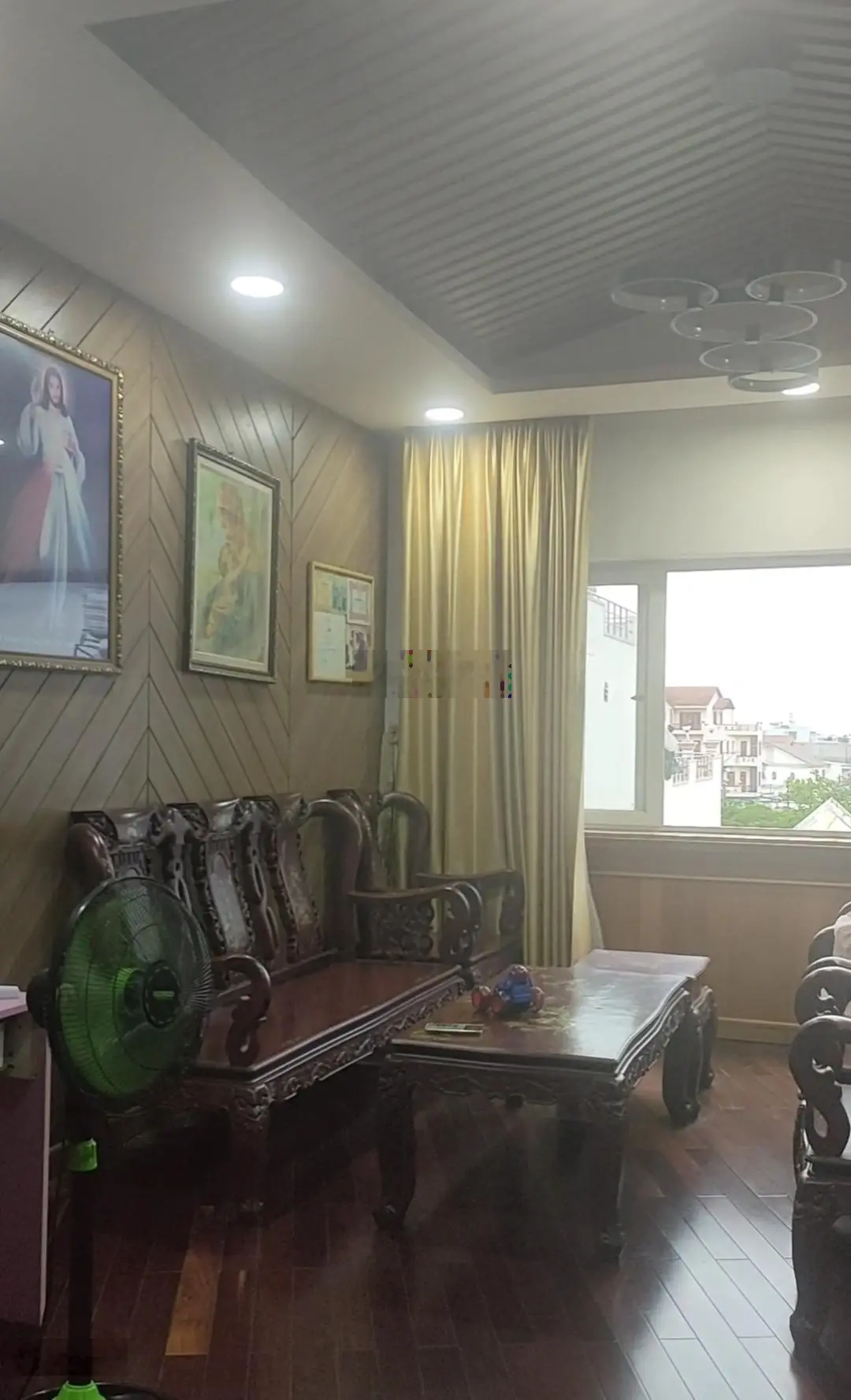 Nhà 5 tầng Nguyễn Duy Trinh 230m2 ngang 8m fuil nội thất 32 tỷ