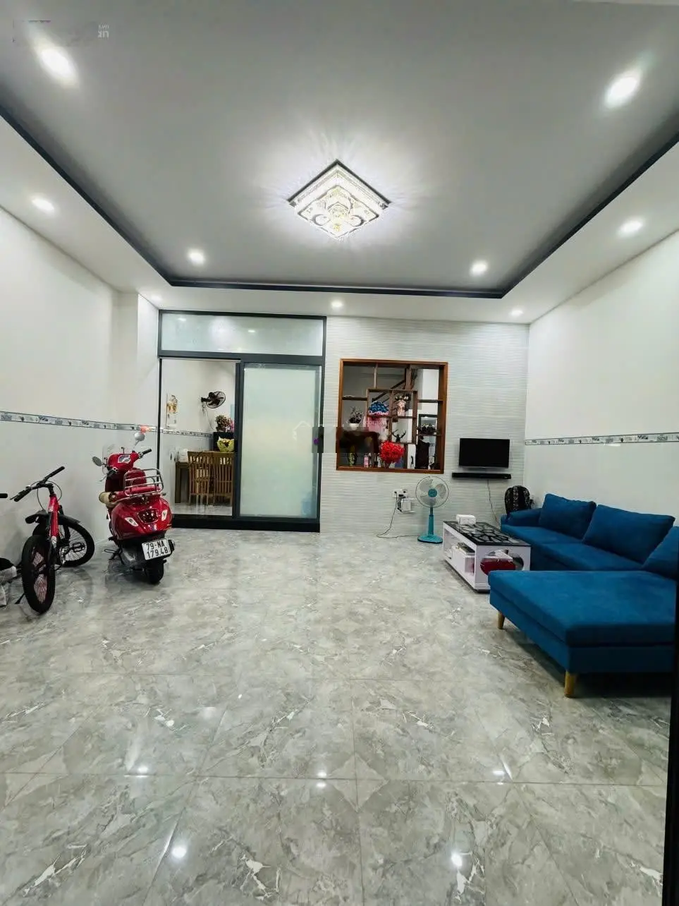 Bán nhà 3 tầng KĐT VCN Phước Long 1, 60m2 ngang 6m, gia 6,2 tỷ gần công viên