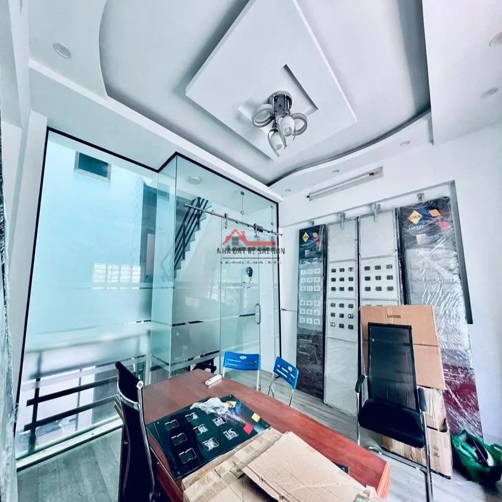 Nhà mặt tiền 12m nhánh cống lỡ, p15, tb-78m2 4 tầng- cho thuê 17tr/t có thang máy- giá 10.xxxty