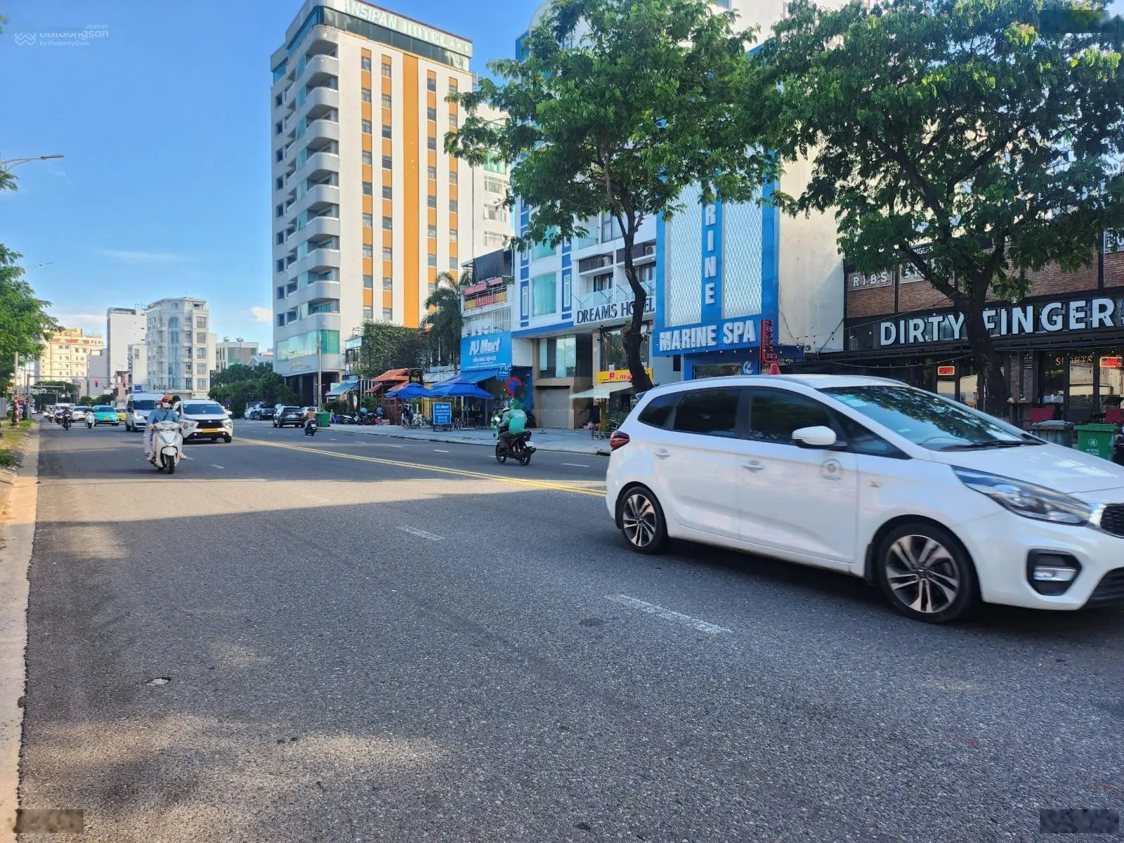 HIẾM! Bán nhà 2 tầng mặt tiền đường Mỹ Đa Đông 12 - Ra bãi tắm Biển chỉ 100m - Chỉ 10.x Tỷ