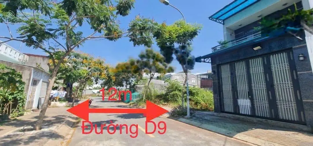 Cần bán lô đất đường D9 KDC Long Hậu Nam Sài Gòn. DT: 5m x 18m, giá 2.2 tỷ. Sổ đỏ riêng
